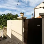 Apartment Tonka - Two Bedroom Apartment With Partial Sea View